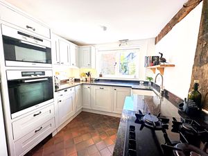 Kitchen - click for photo gallery